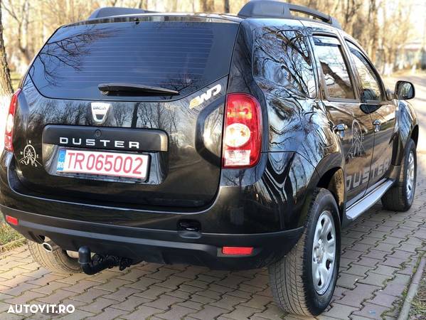 Dacia Duster 1.6 16V 105 4x4 Prestige - 38