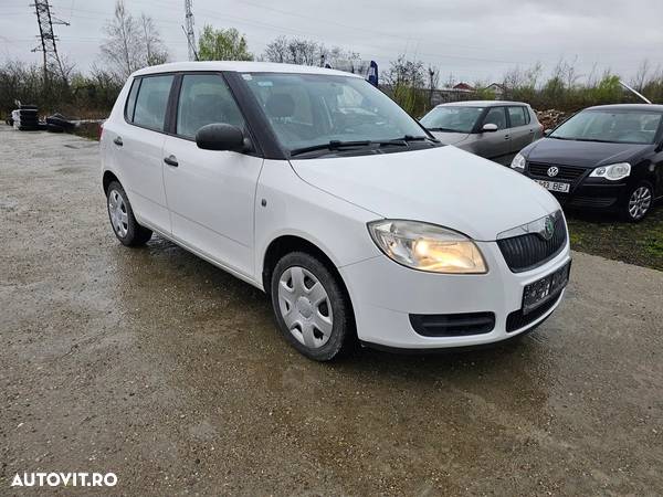 Skoda Fabia - 1