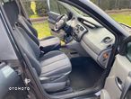 Renault Scenic 1.6 16V Confort Authentique - 17