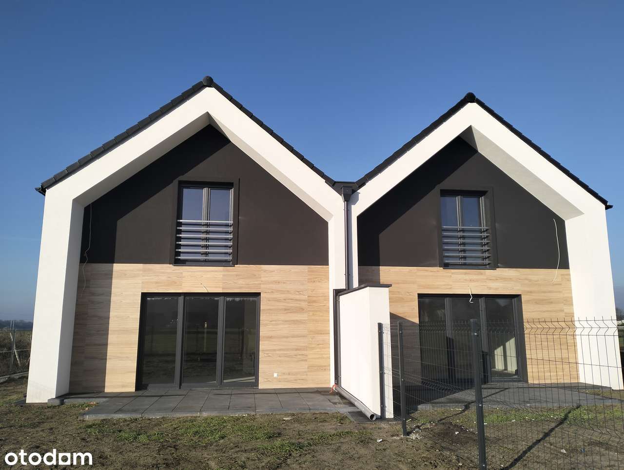 Nowoczesny dom /362 m² duży ogród / 4 pokoje/ wysoki standard - Pełny obrazek: 4/19