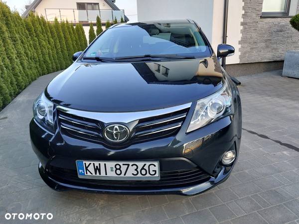 Toyota Avensis - 5