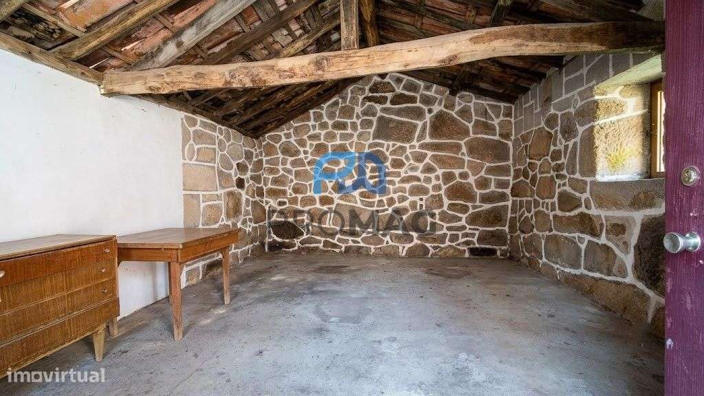 Quinta T6 em São Martinho de Mouros-10
