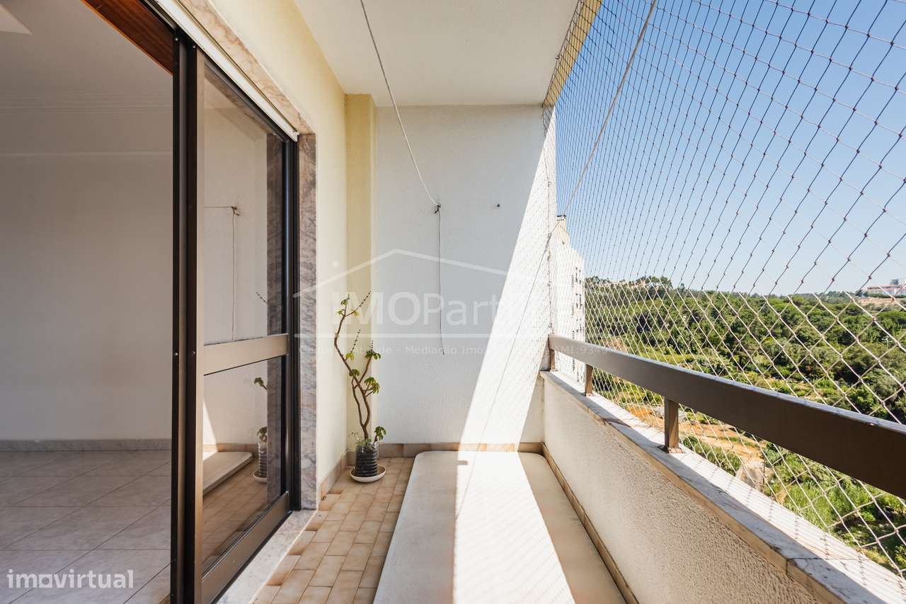 Apartamento t2 à venda na Rua Melquíades Marques-3