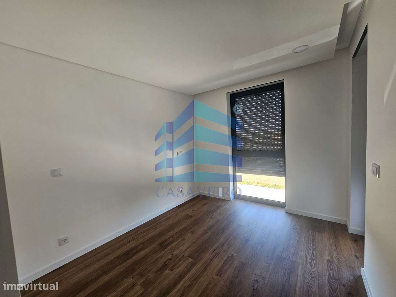 Apartamento T3 com 2 Lugares de Garagem São Bernardo-18