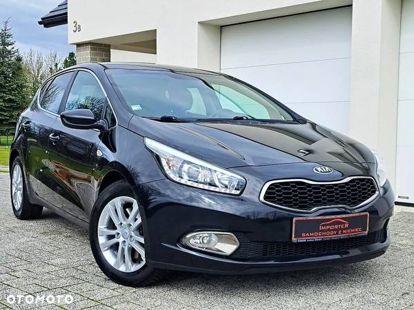 Kia Ceed 1.6 GDI Fifa World Cup Edition - 18