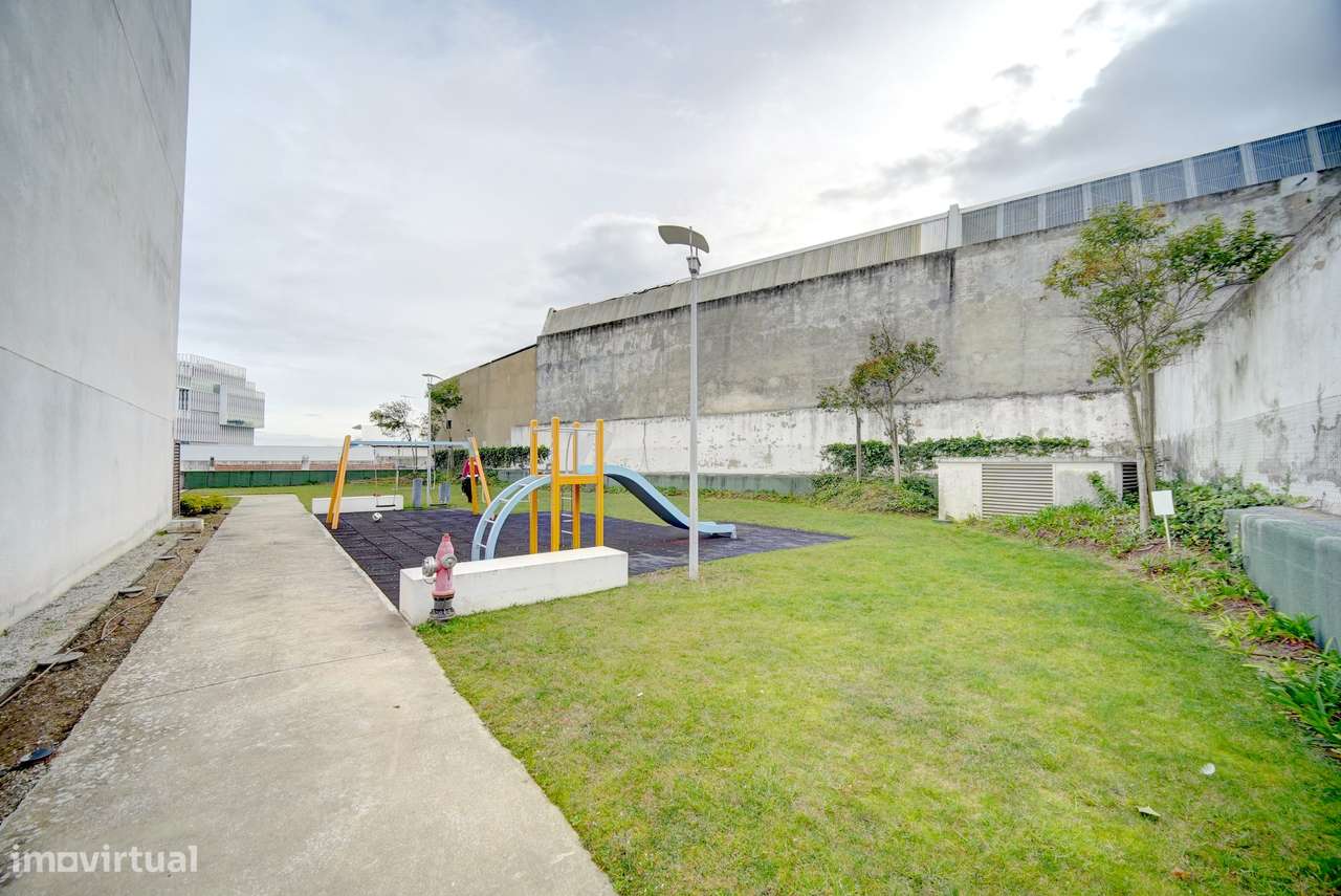 Apartamento em condomínio fechado com Vista Rio-27