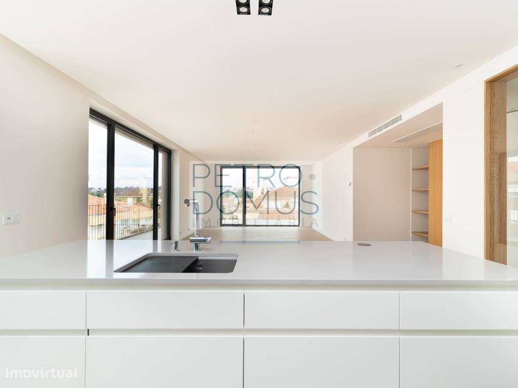 APARTAMENTO T4 COM TERRAÇO - CENTRO DE LEIRIA-0