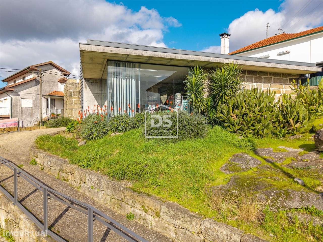 Loja  Venda em Oldrões,Penafiel-12