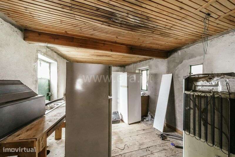 Moradia Rústica T2 / Covilhã, Teixoso - Grande imagem: 5/20