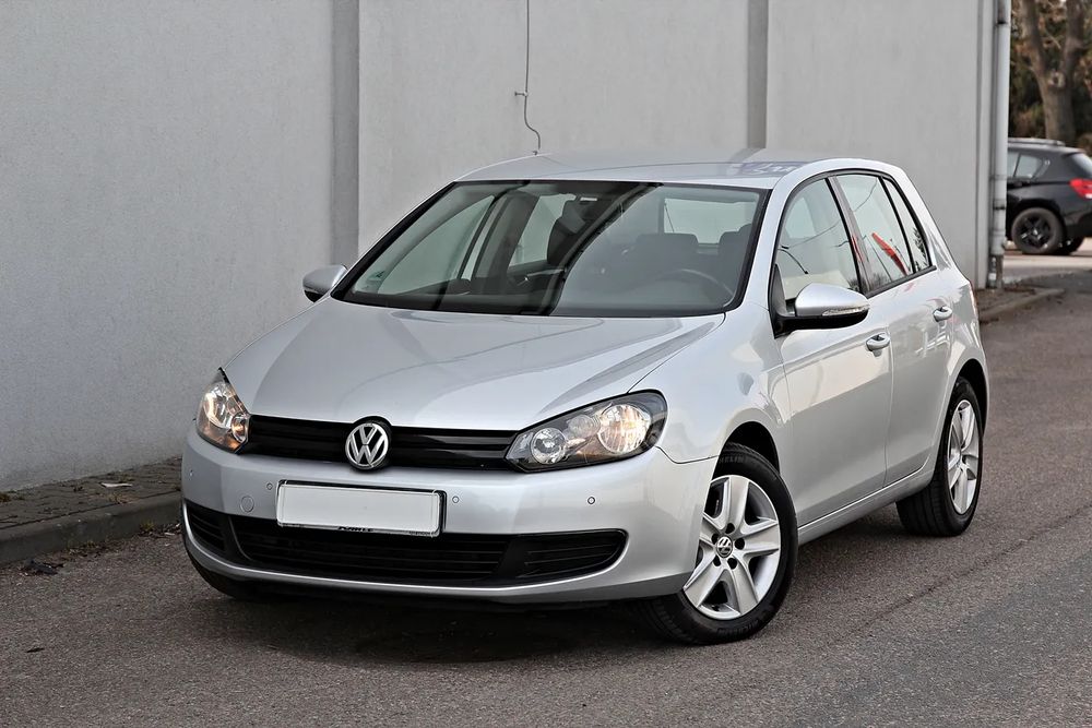 Volkswagen Golf VI 1.6 TDI DPF BlueMotion Technology Team 2009