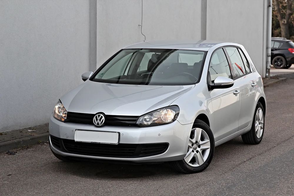 Volkswagen Golf VI 1.6 TDI DPF BlueMotion Technology Team 2009