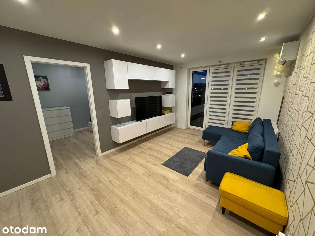 Nowoczesne mieszkanie z klimatyzacją, garażem - gotowe do zamieszkania - Pełny obrazek: 2/8