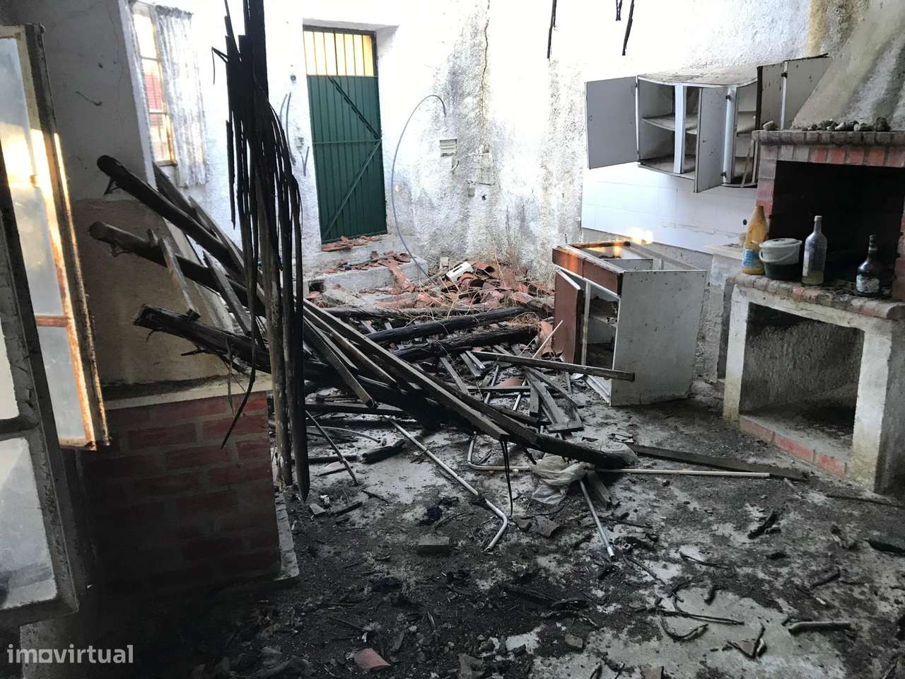 Moradia, Arrecadação, Terreno 1720m2-23