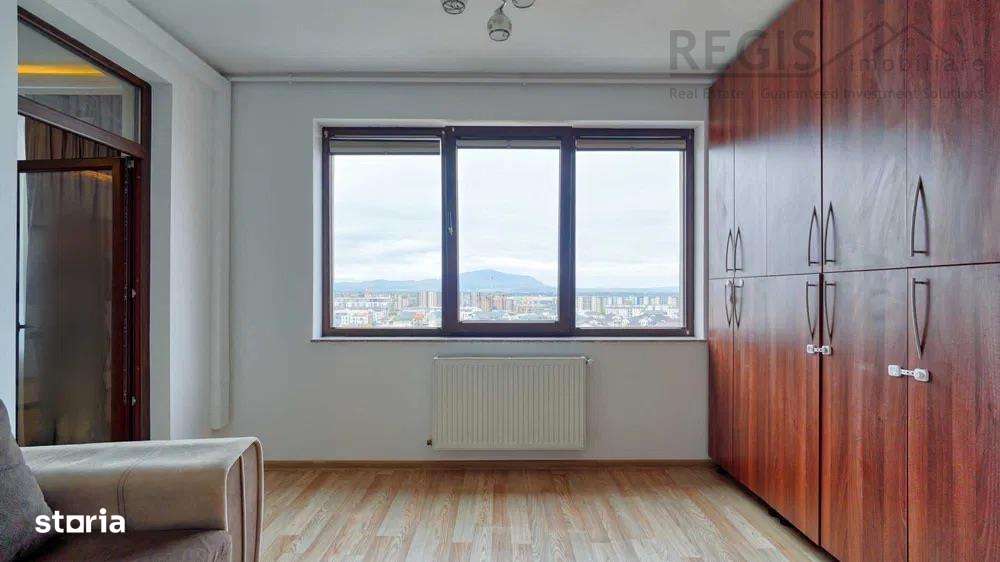 Apartament 3 camere Isaran CORESI cu parcare - Imagine principală: 4/8