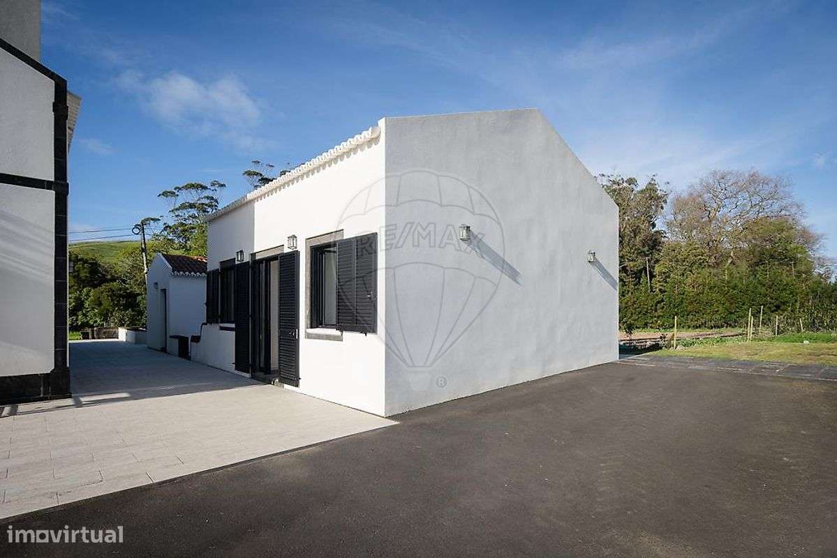 Moradia T4 para venda-17