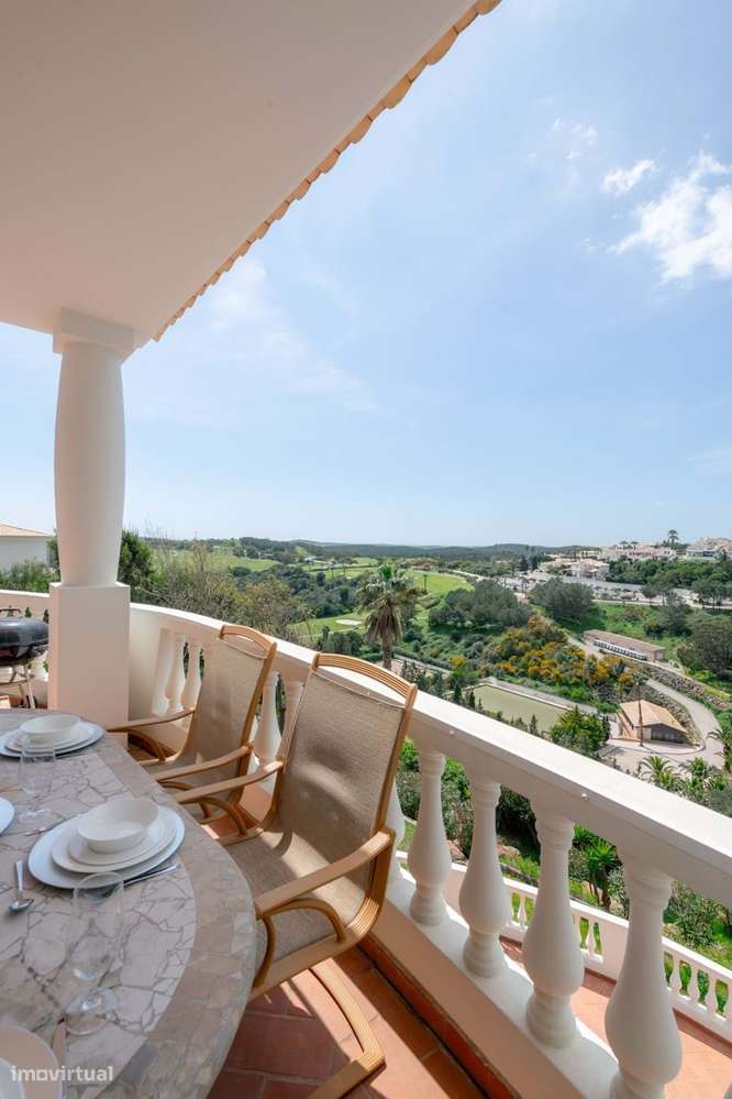 Grande propriedade de golfe com vistas panorâmicas-8