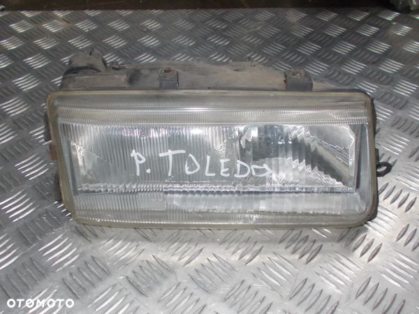Seat Toledo I - lampa prawy przód - 1