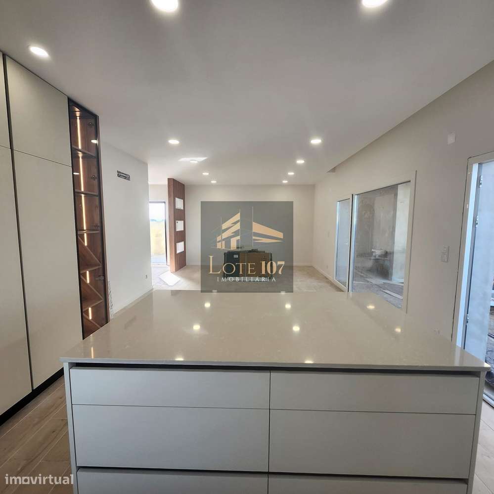 Moradia Térrea Isolada T4 em Bela Vista - Quinta do Anjo-7