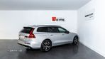 Volvo V60 2.0 B4 Plus Dark Auto - 6