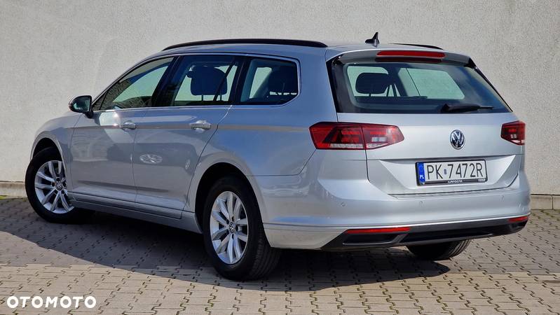 Volkswagen Passat Variant 2.0 TDI SCR DSG Business - 6