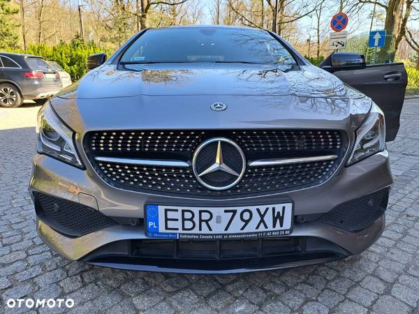 Mercedes-Benz CLA 220 4-Matic AMG Line - 18