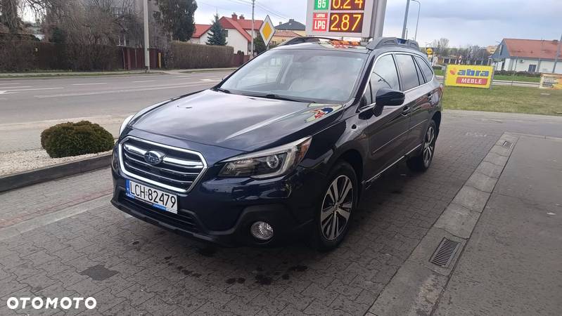 Subaru Outback - 1