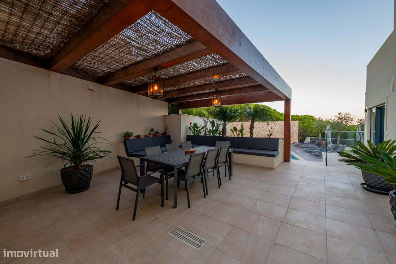 Villa de luxo de 5 quartos de golfe na linha de frente-37