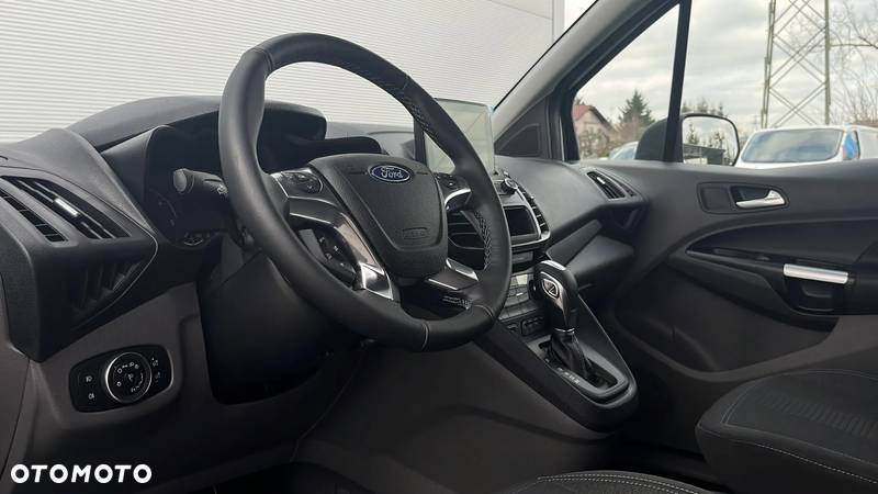 Ford Transit Connect - 11