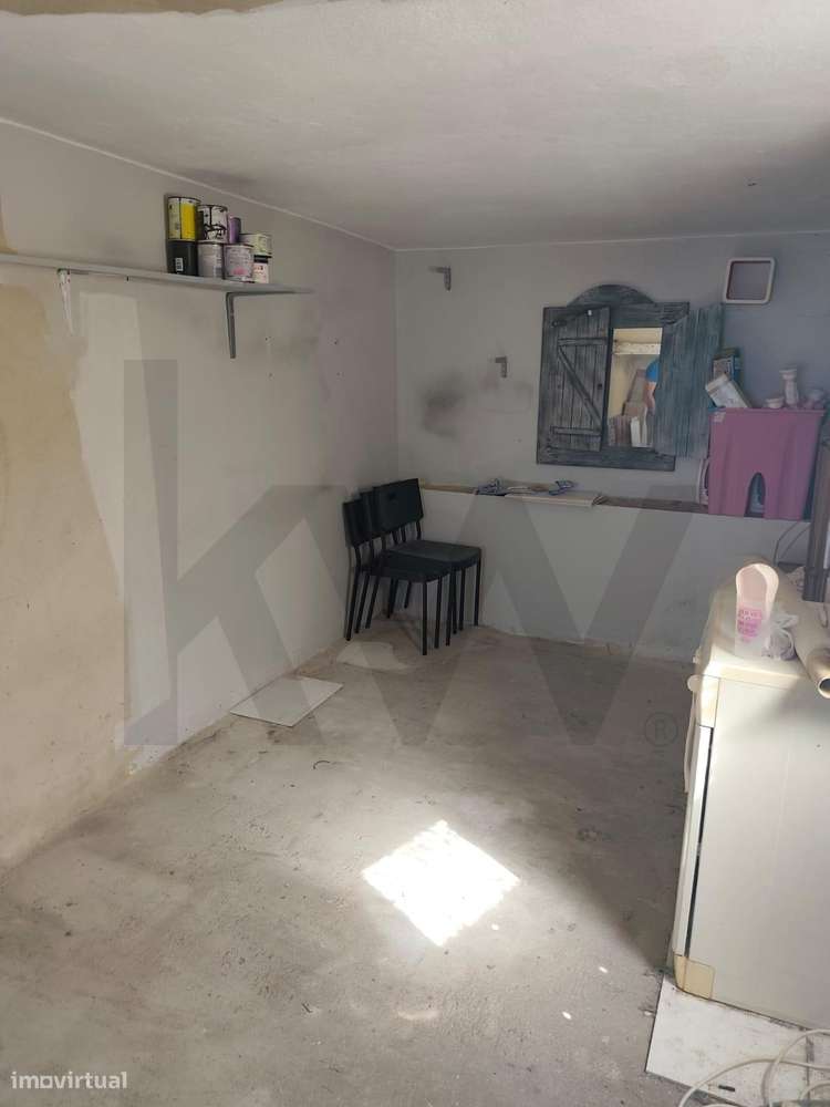 APARTAMENTO T2 TOTALMENTE REMODELADO COM LOGRADOURO – CRUZ DE PAU-8