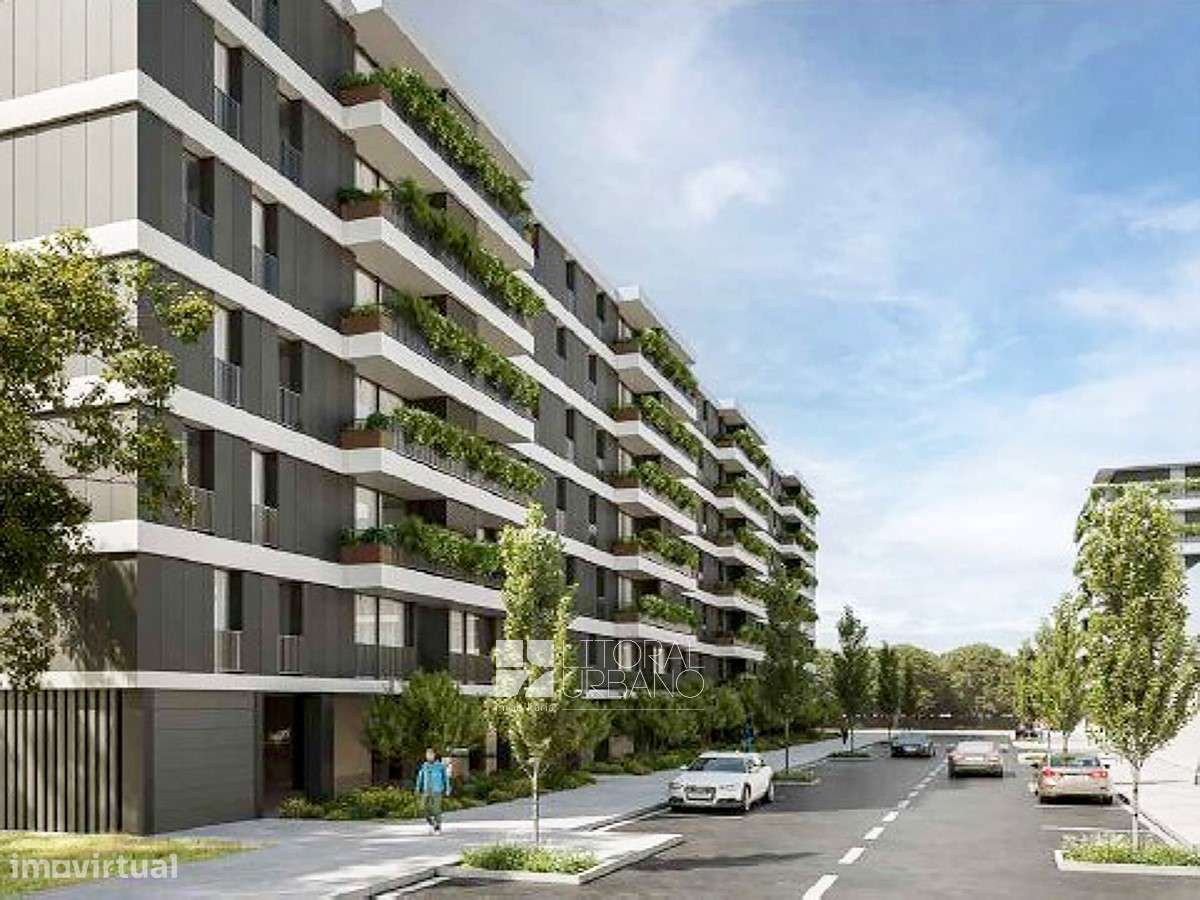 Apartamento T1+1 no último piso ao jardim de Arca d'Água - Grande imagem: 4/12