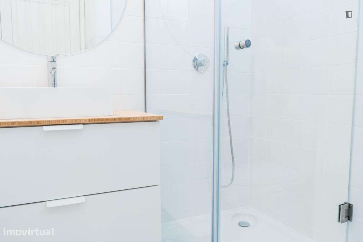 Quarto - localizado em Cedofeita Porto - Grande imagem: 3/38