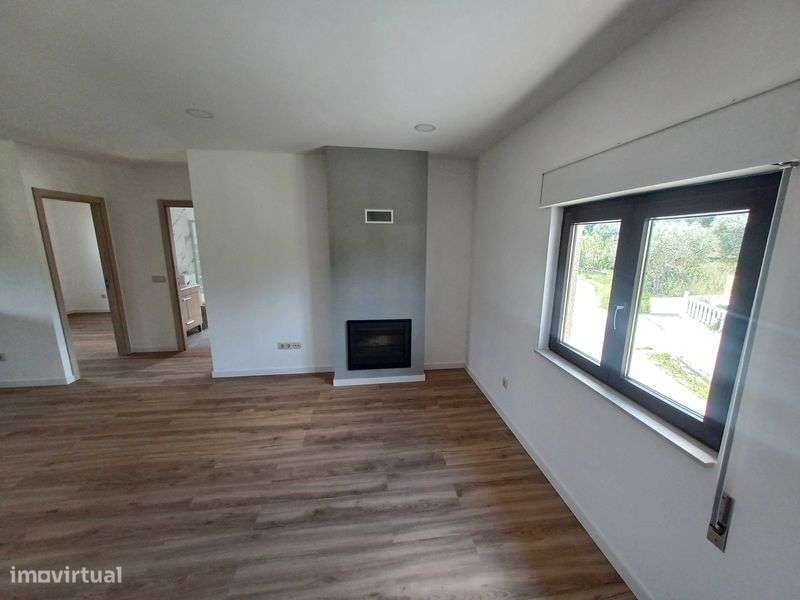 Apartamento T2 nas meirinhas - Grande imagem: 3/6