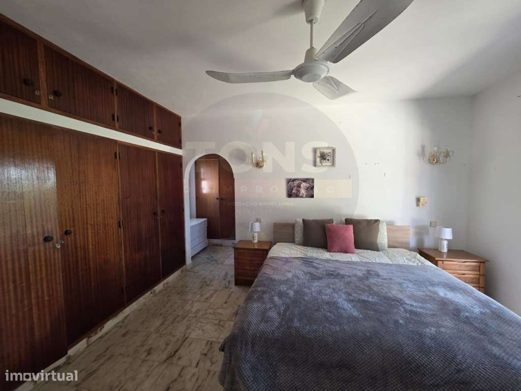 Moradia Isolada com AL-18