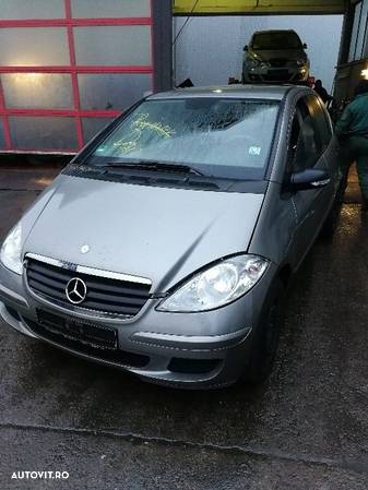 Dezmembrez Mercedes A Class W169 1.8cdi cutie manuala 2.0cdi automat - 4