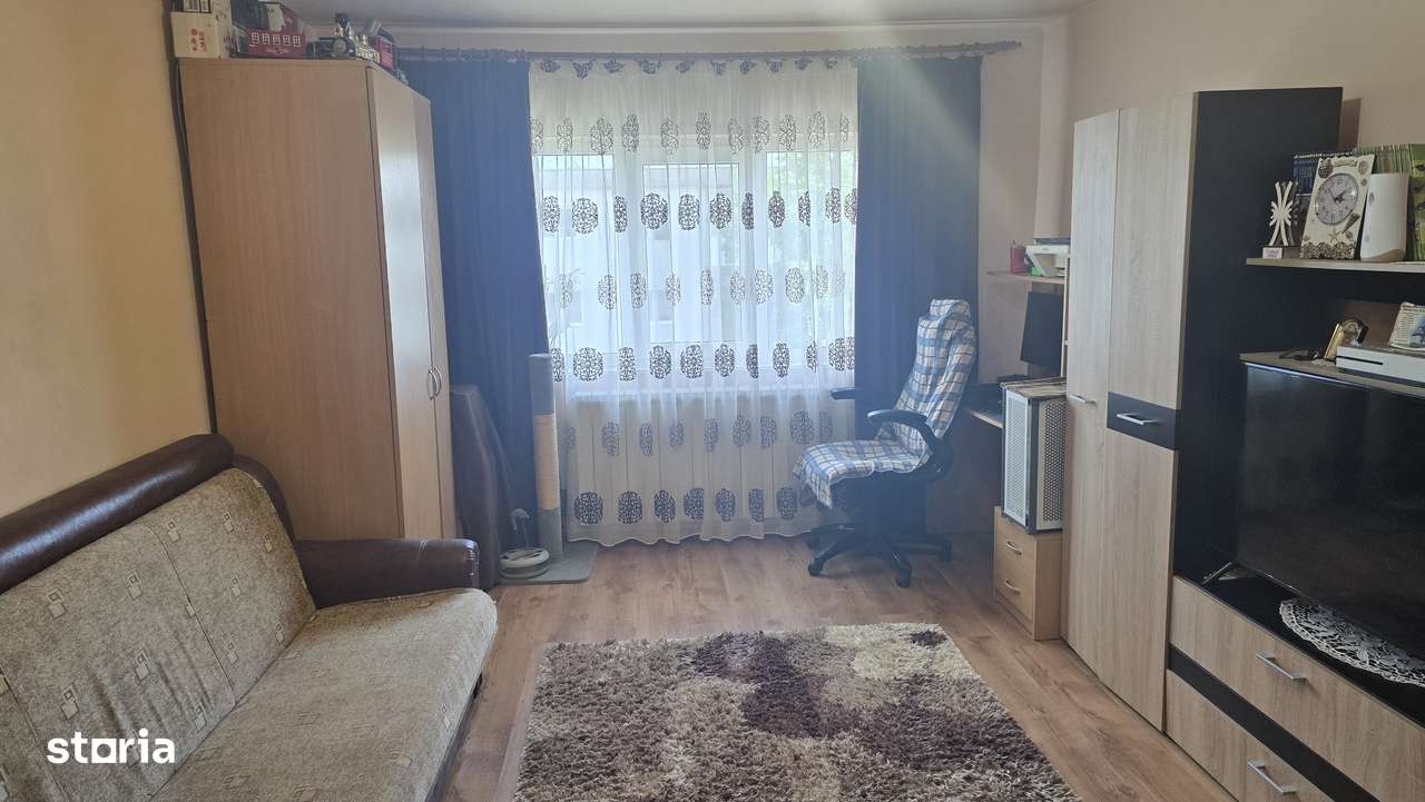 Vand apartament 2 camere decomandat, Deva, zona Liliacului, 49 mp - Imagine principală: 2/13