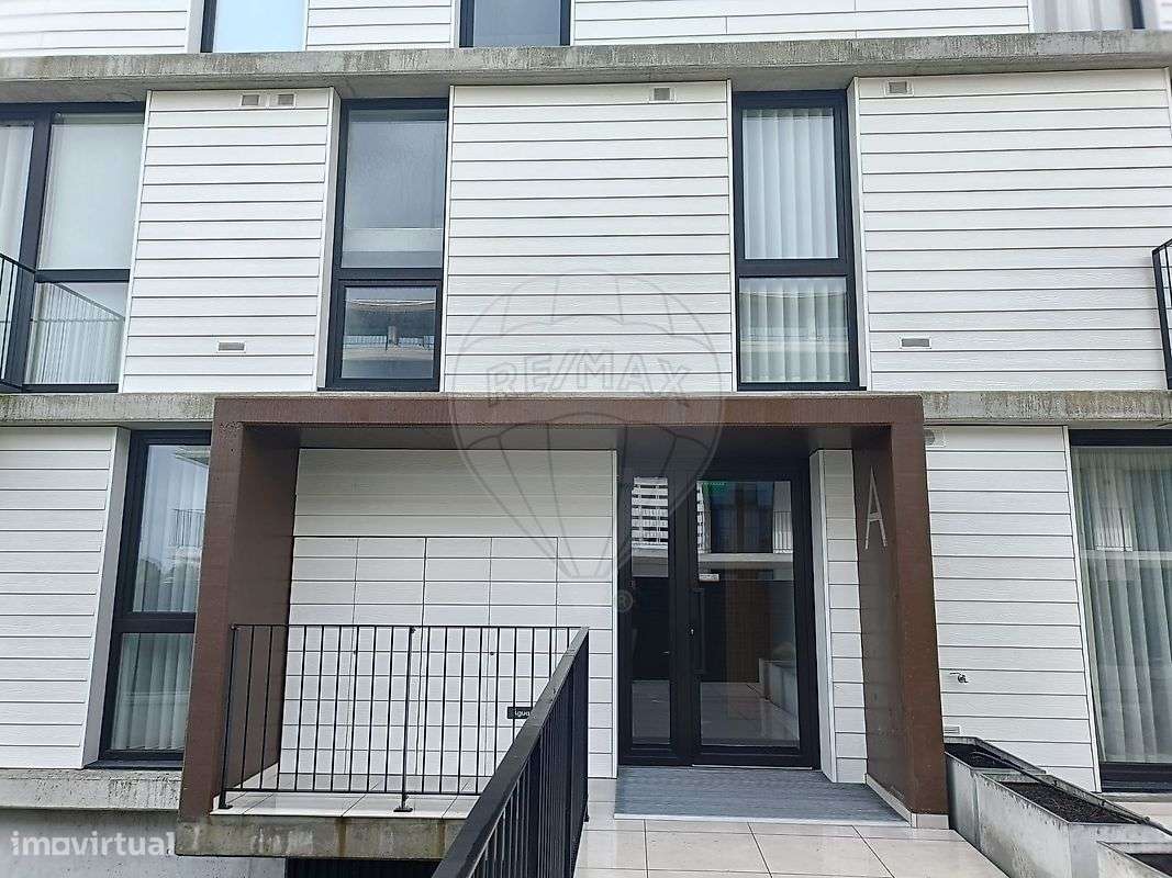 Apartamento T1 para arrendamento - Grande imagem: 2/11