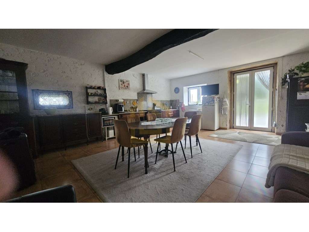 Moradia Rústica em Pedra T4 com Terreno - Póvoa de Varzim-37