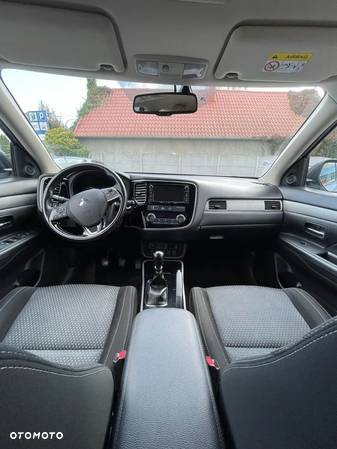 Mitsubishi Outlander 2.2 DID Intense + 4WD - 11