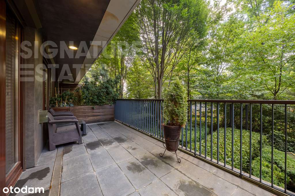 Eleganckie 2 pokoje z tarasem w Klimt House-9