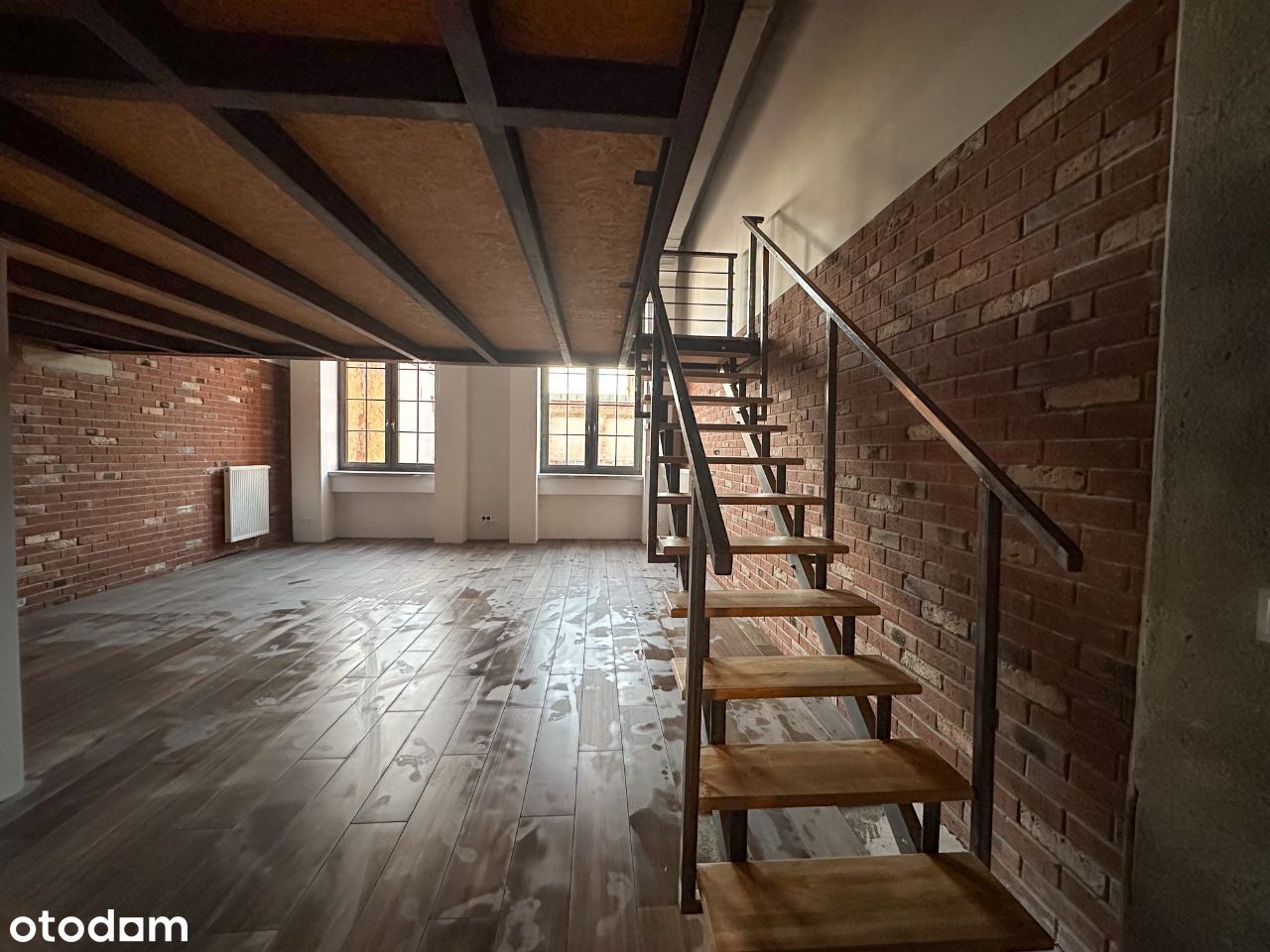 Lofty De Girarda, loft 49m2 z antresolą, Żyrardów