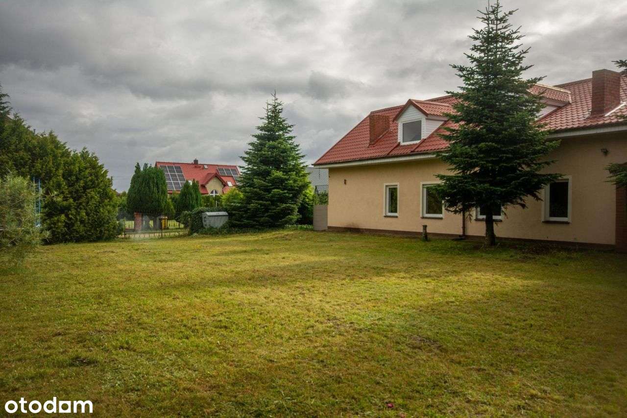 Dom, 360 m², Sasino-4