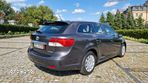 Toyota Avensis 1.8 Premium MS - 10