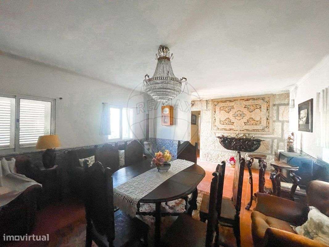 Moradia T5 para venda - Grande imagem: 2/19