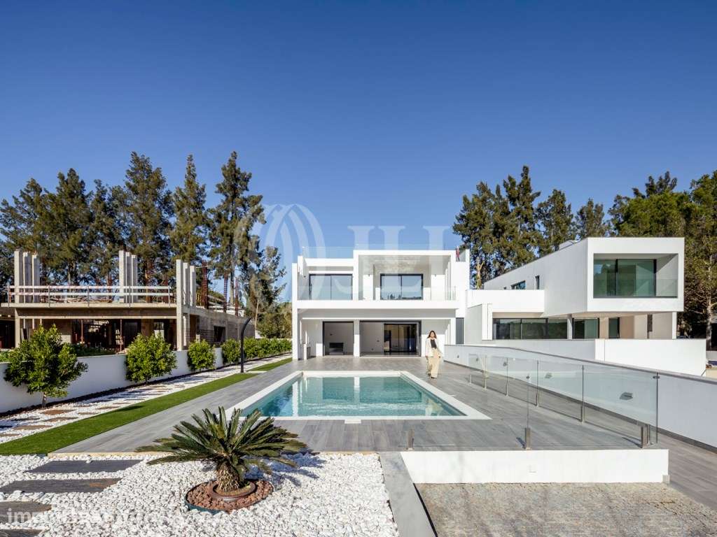 Moradia T3 com jardim e piscina, em Vilamoura, Algarve - Grande imagem: 4/40