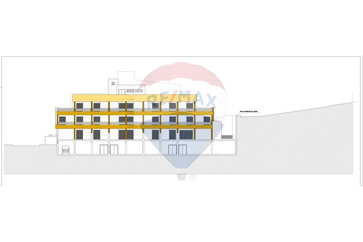 Lote para construção de Hostel em Ferragudo