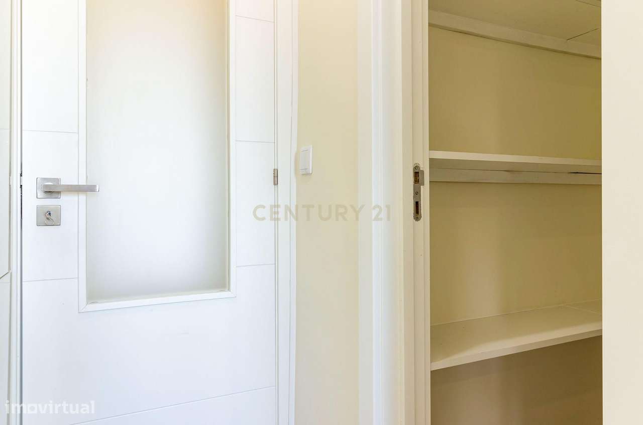 Apartamento T4 integralmente renovado em Alvalade, Lisboa. Em Venda!-26