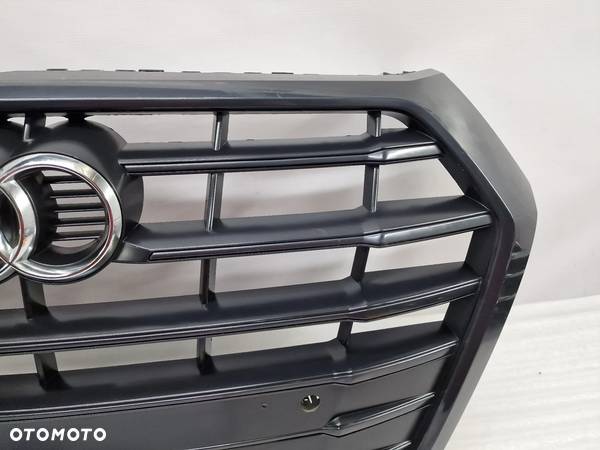 AUDI Q5 II 80A S-LINE 16- ATRAPA / GRILL PRZEDNI PRZÓD NA PDC , NR 80A853651C / 80A853651D / 80A853651E , NR AUKCJI GL166 - 2