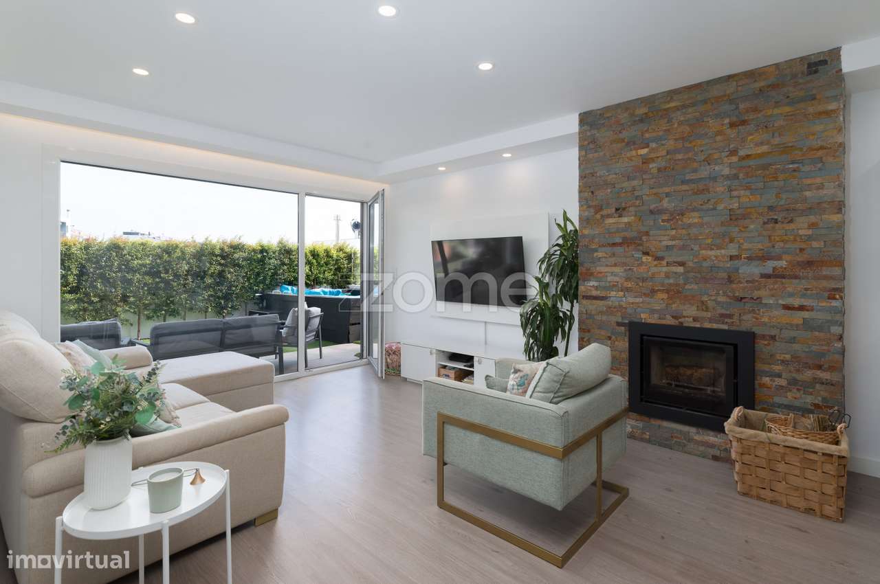 Moradia T4 Bª São Sebastião - Famões-6