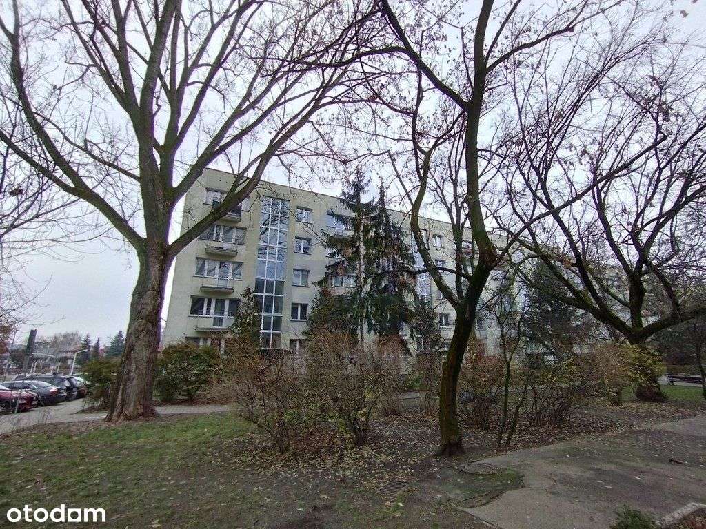 Sprzedam trzykpokojowe mieszkania Warszawa Stegny-16