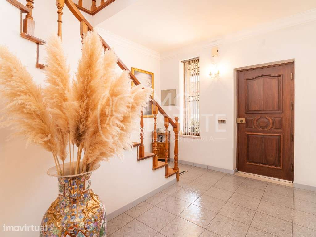 Moradia Isolada T4 Antuzede-9